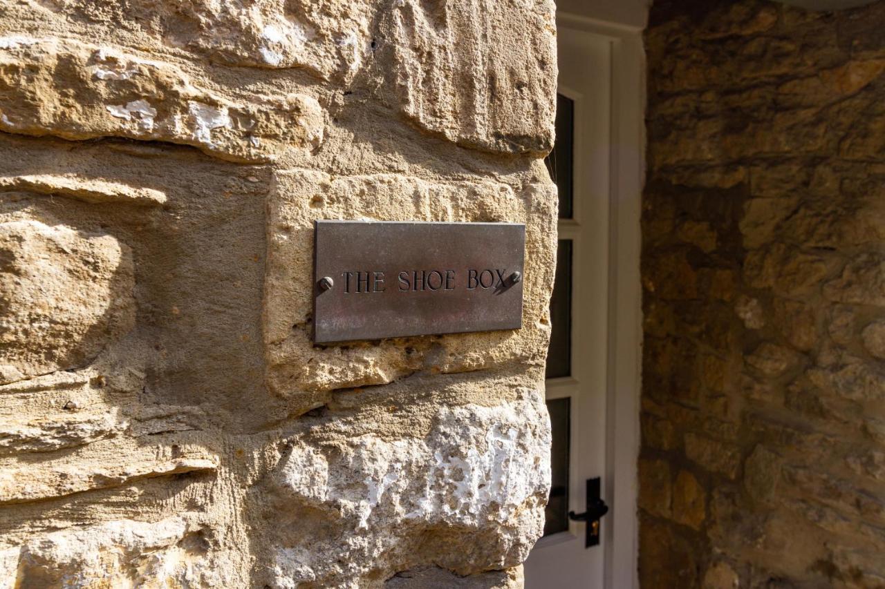 The Shoe Box Cottage With Allocated Parking Malmesbury Dış mekan fotoğraf